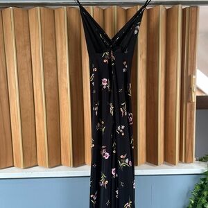 Lulu's Black Floral Midi Dress